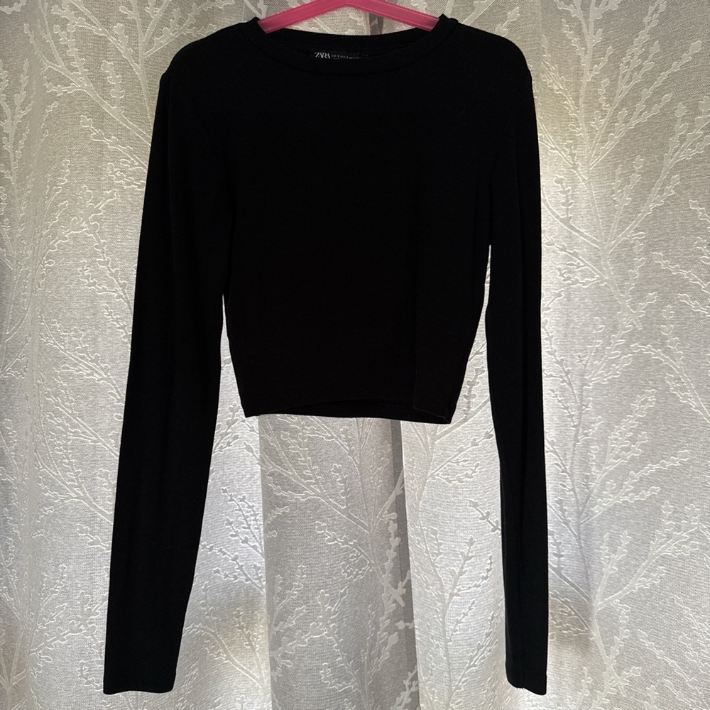 Zara Elegant Black Long Sleeve Crop Top
